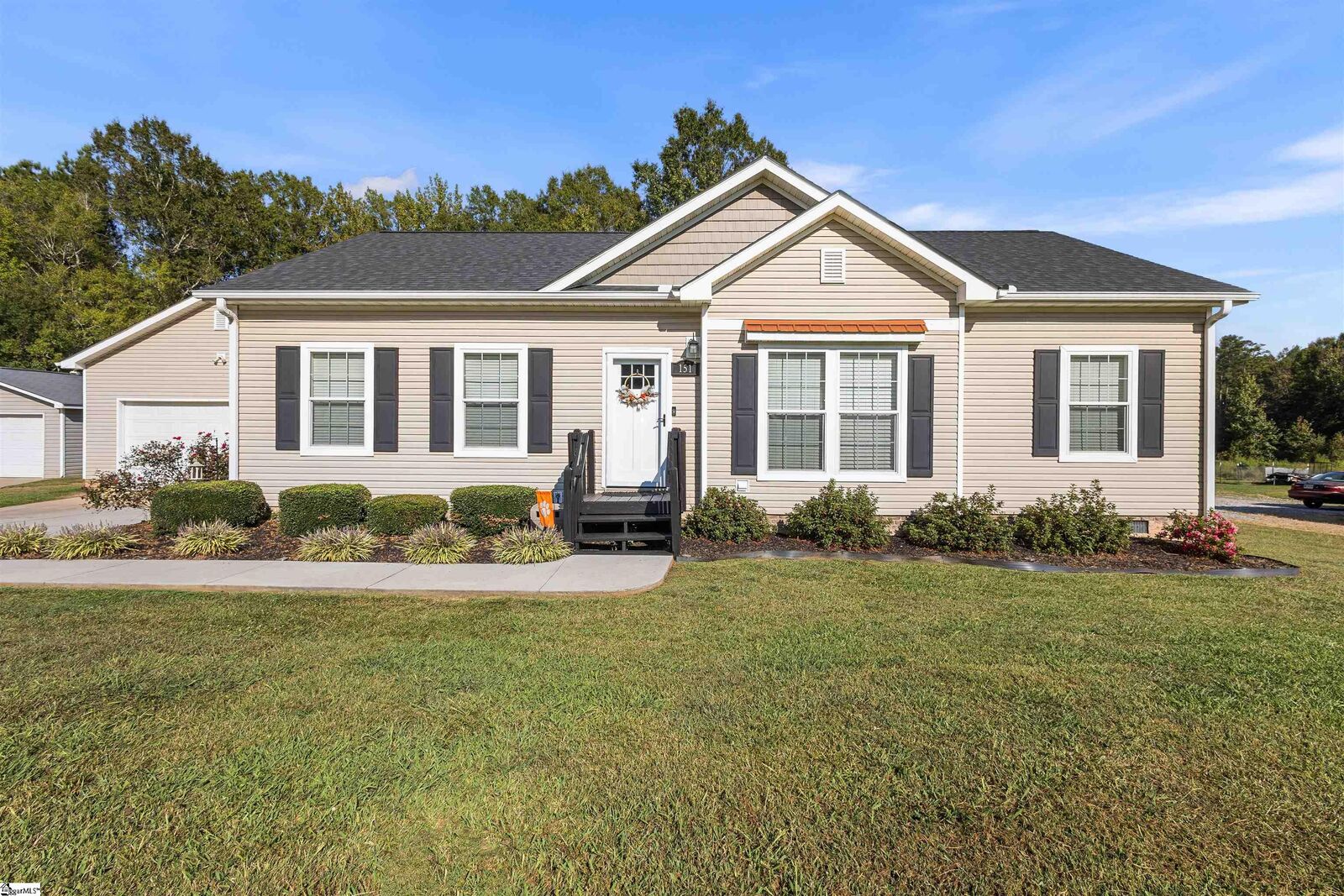 Property Photo: 151 Lesley Road SC 29669