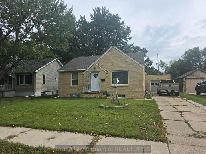 2515 W Charles St  Grand Island NE 68803 photo