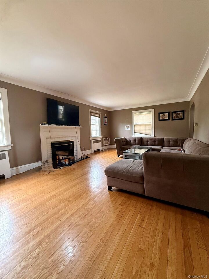 Property Photo:  139 New York Avenue  NY 11520 