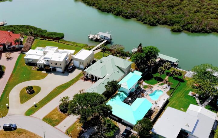 Property Photo: 45 Cunningham Drive FL 32168