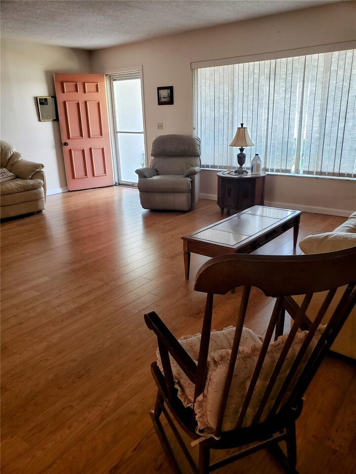 Property Photo:  806 Hickory Lane  FL 34208 
