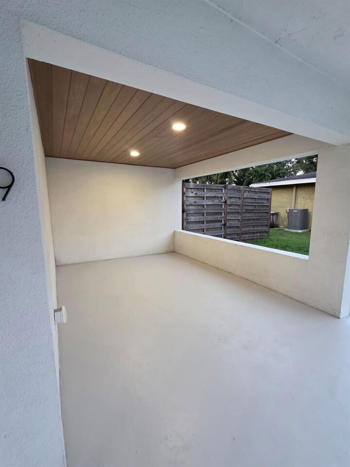 Property Photo: 4209 Larkin Street FL 34232