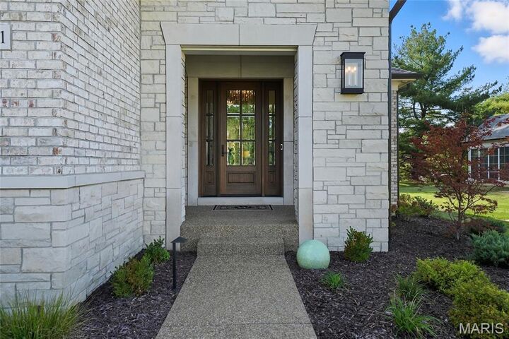 Property Photo: 1131 Enclave Court MO 63131