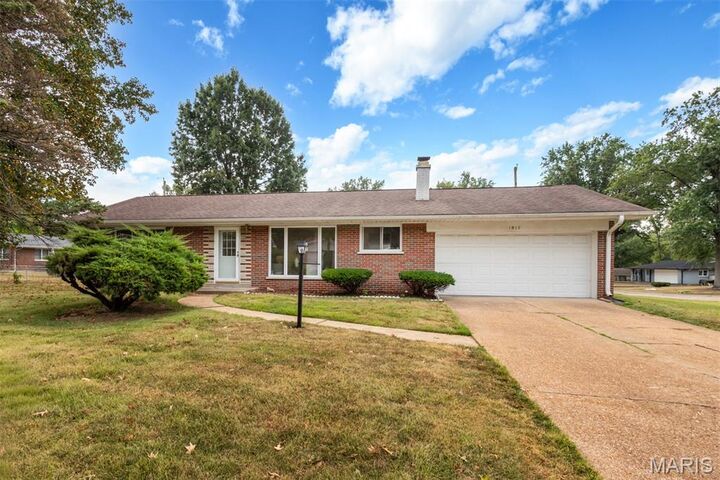 Property Photo: 1912 Shardell Drive MO 63138