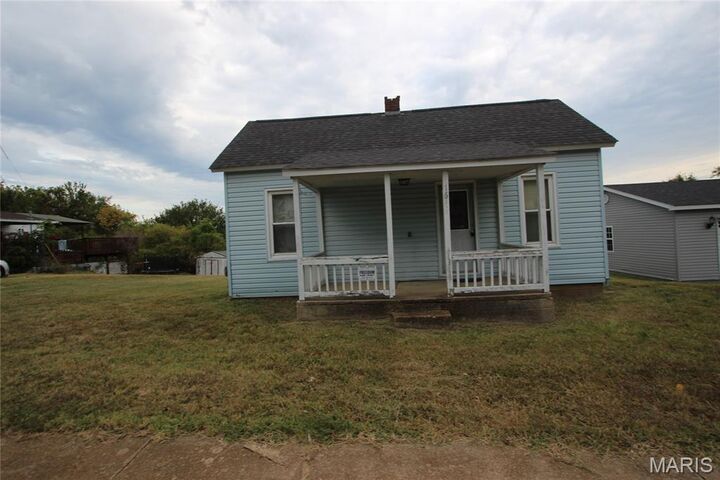 Property Photo:  116 Short Street  MO 63628 