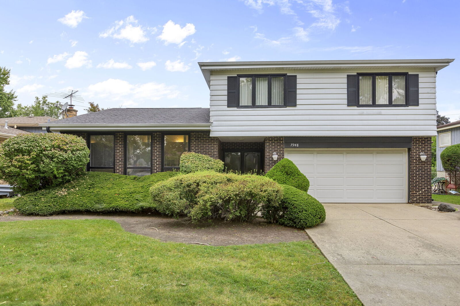Property Photo: 7948 Beckwith Road IL 60053