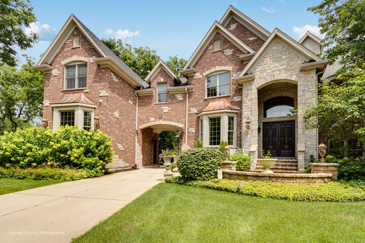 616 Driftwood Court  Naperville IL 60540 photo
