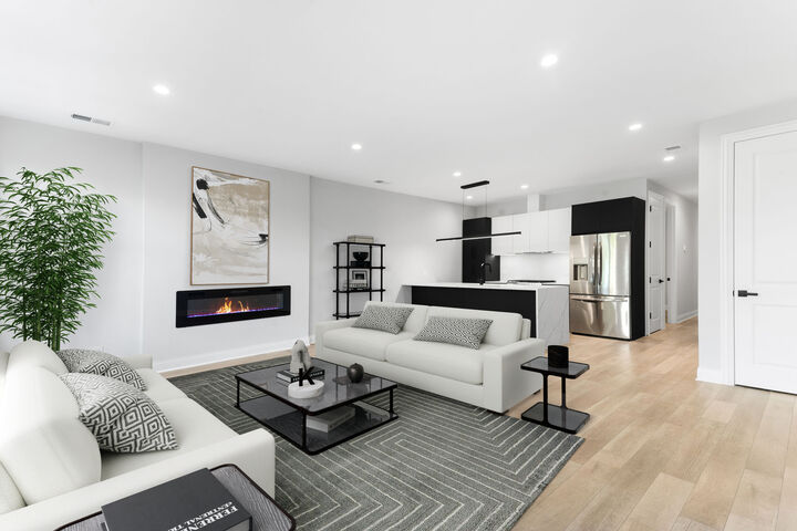 Property Photo:  4027 S Vincennes Avenue 2  IL 60653 