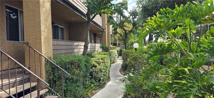 Property Photo:  14839 Sherman Way #7  CA 91405 