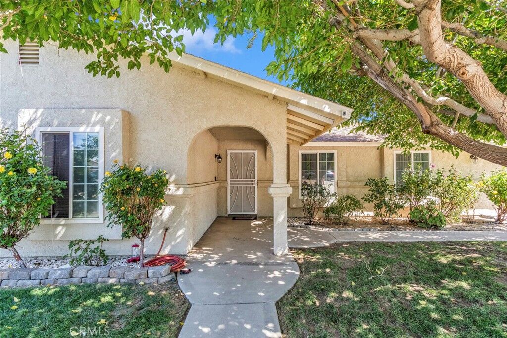 Property Photo:  9967 Cottonwood  CA 92345 