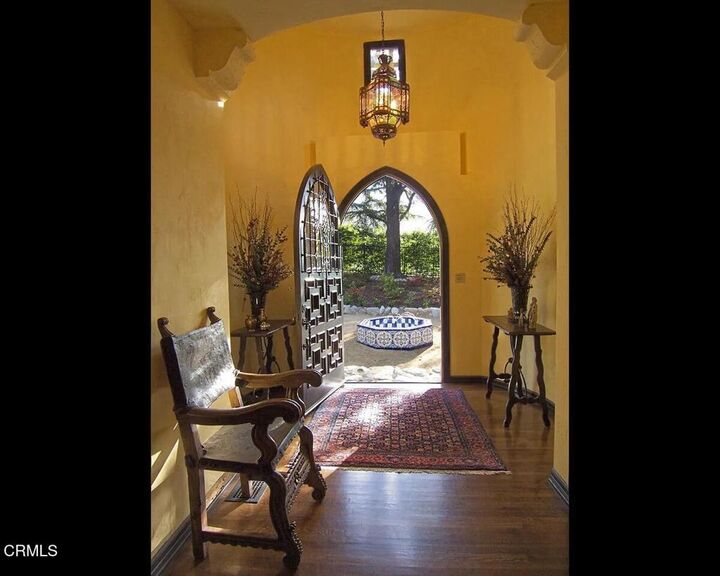Property Photo:  5237 Alta Canyada Road  CA 91011 