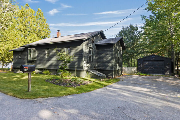 Property Photo:  60 Elizabeth Taylor Lane  ME 04106 