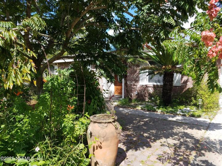 Property Photo:  2696 Tina Lane  FL 32068 