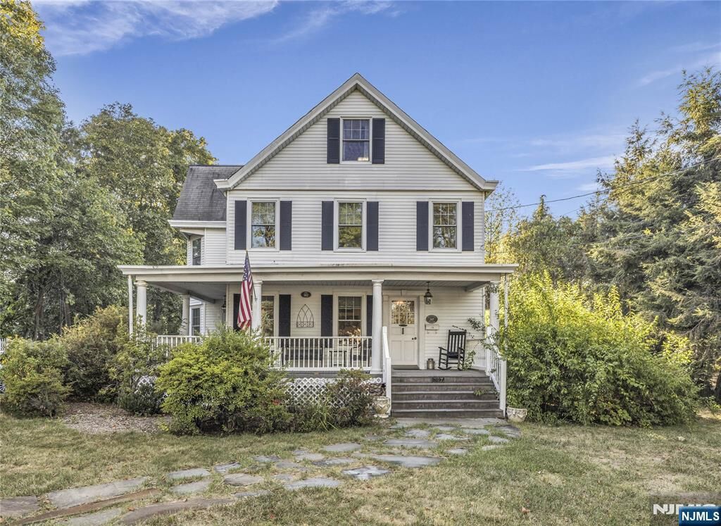 Property Photo:  347 Boulevard  NJ 07444 