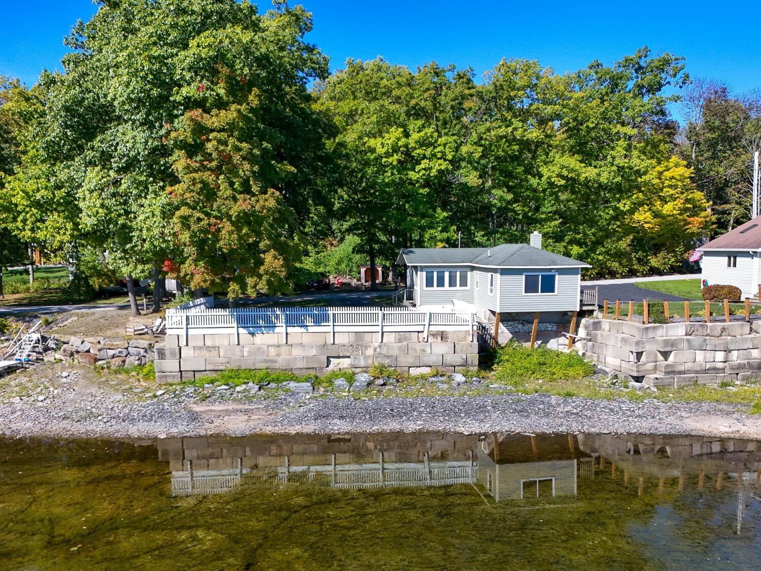 Property Photo:  697 Abnaki Road  VT 05474 