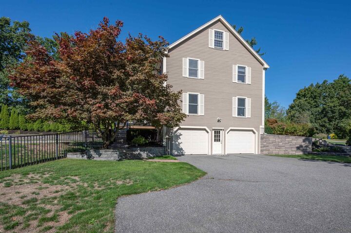 Property Photo:  1 Ridgewood Road  NH 03865 