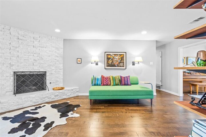 Property Photo:  606 Burnwood Drive  TX 75062 