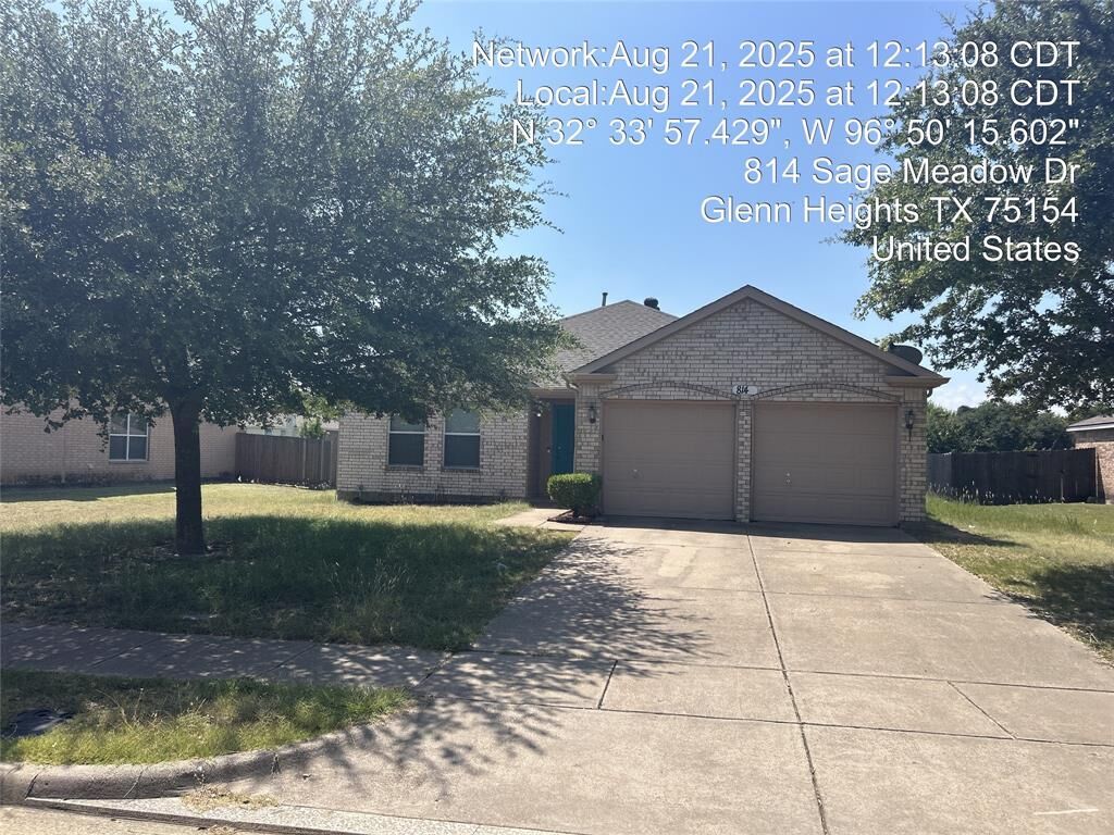 Property Photo:  814 Sage Meadow Drive  TX 75154 