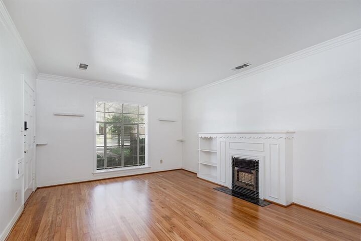 Property Photo: 6032 Marquita Avenue TX 75206