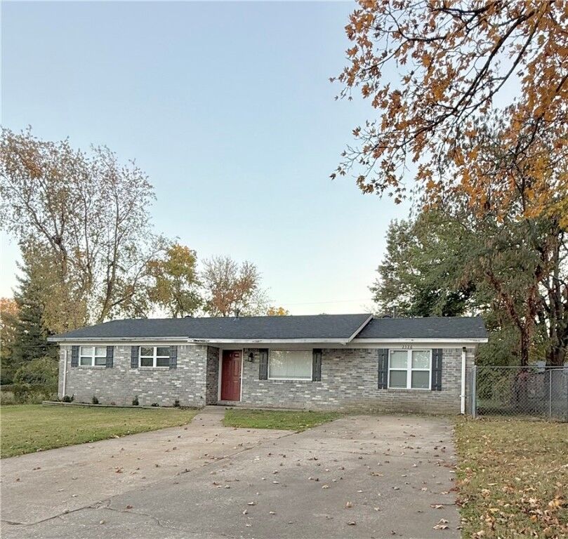 Property Photo: 2326 W Alpine Circle AR 72761