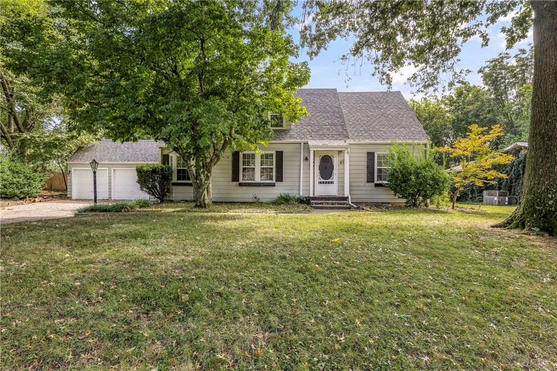 Property Photo:  613 Mill Street  AR 72764 