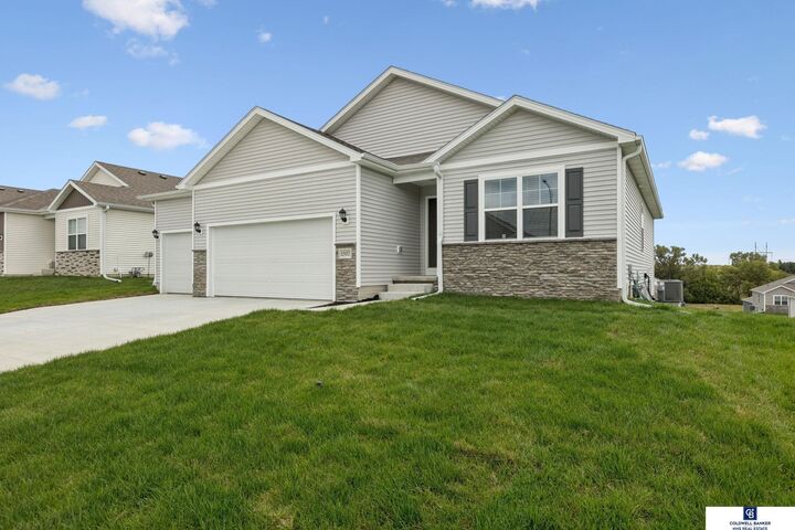 Property Photo:  5507 N 188 Street  NE 68022 