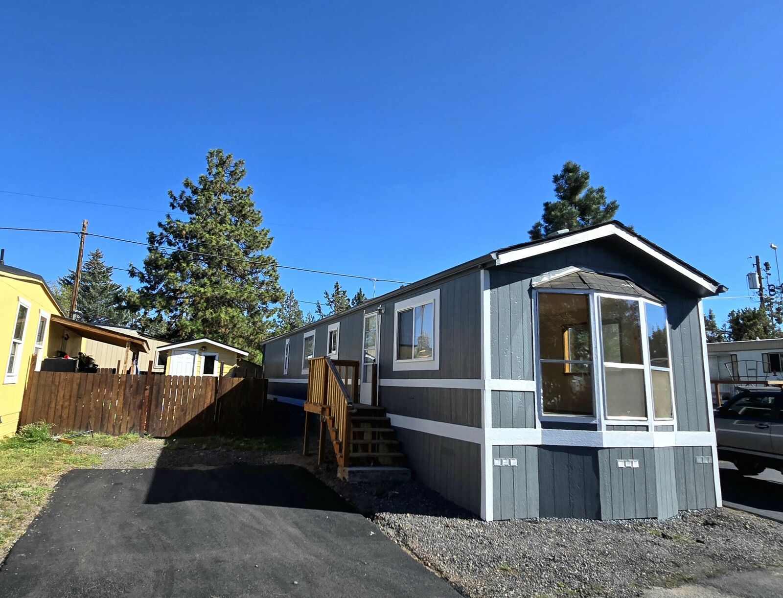 Property Photo: 63930 N Hwy 97 42 OR 97701