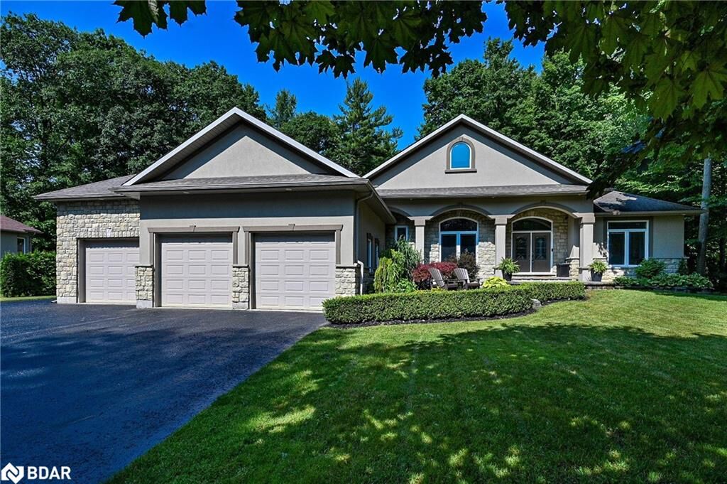 Photo de la propriété: 28 Laddie Lane ON L9X 0C3