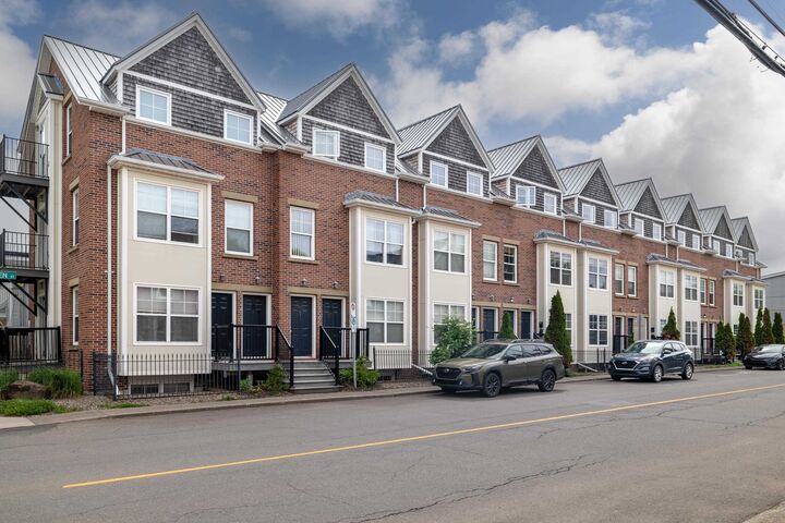 328 A Queen Street  Charlottetown PE C1A 4C3 photo