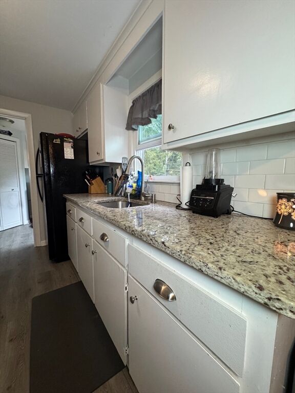 Property Photo:  1 Patricia Dr 1  MA 01879 