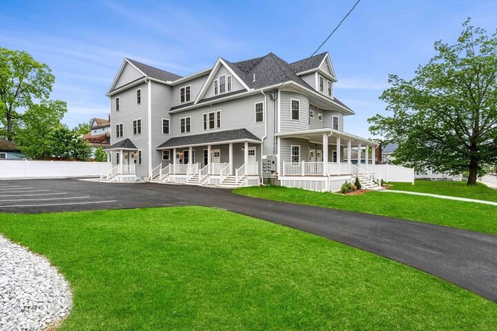 Property Photo:  1280 Middlesex St  MA 01851 