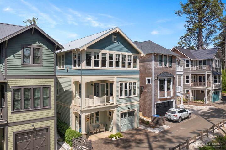 Property Photo:  61  Seaside Lane  WA 98571 