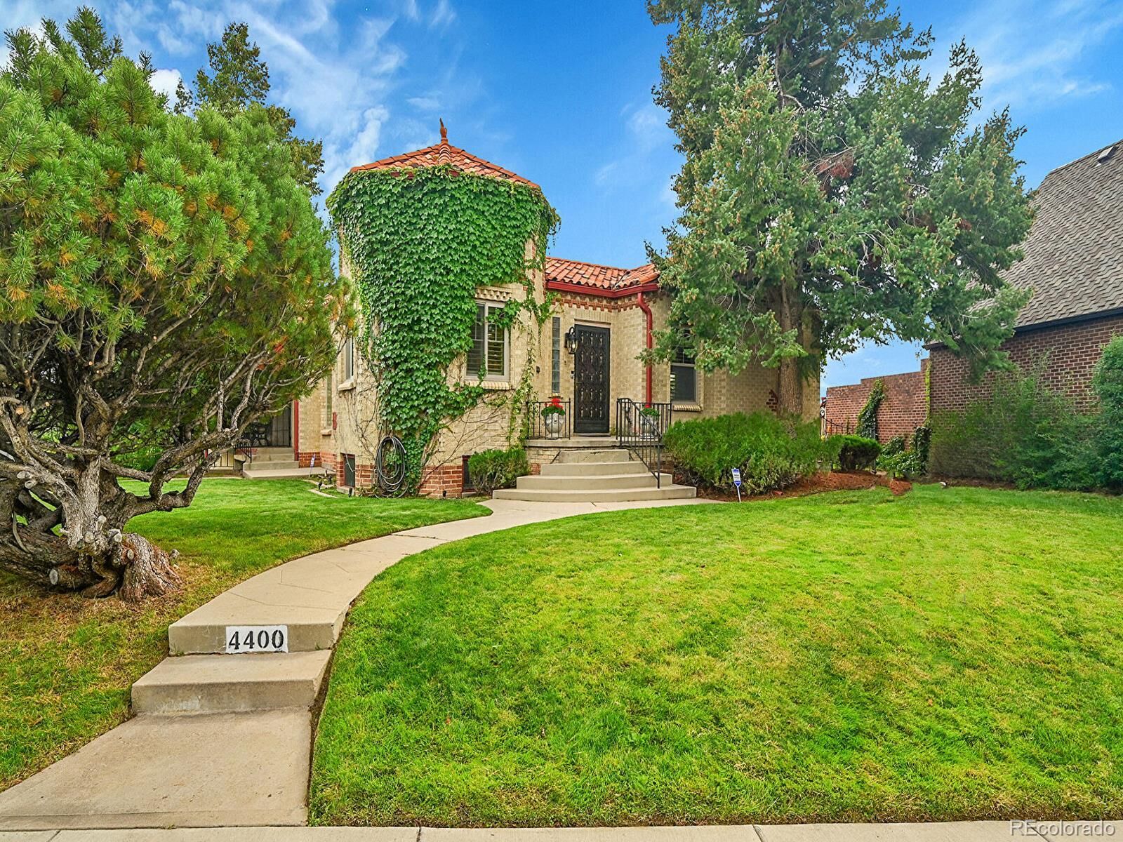 Property Photo: 4400 W 32nd Avenue CO 80212