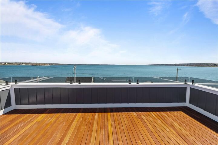 Property Photo:  386 Park Avenue  RI 02871 