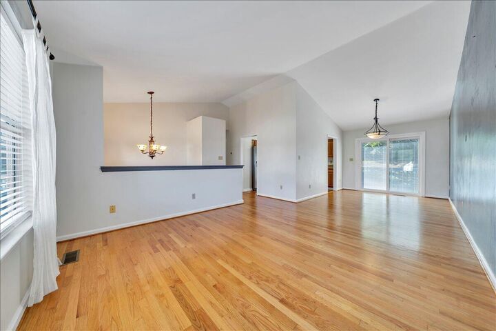 Property Photo: 859 Orlando Ave VA 24019