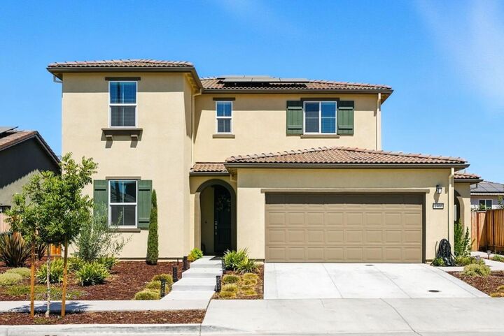 Property Photo: 1900 Lotus Court CA 95023