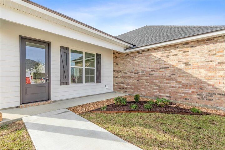 Property Photo:  3044 Southern Trace Drive  LA 70607 