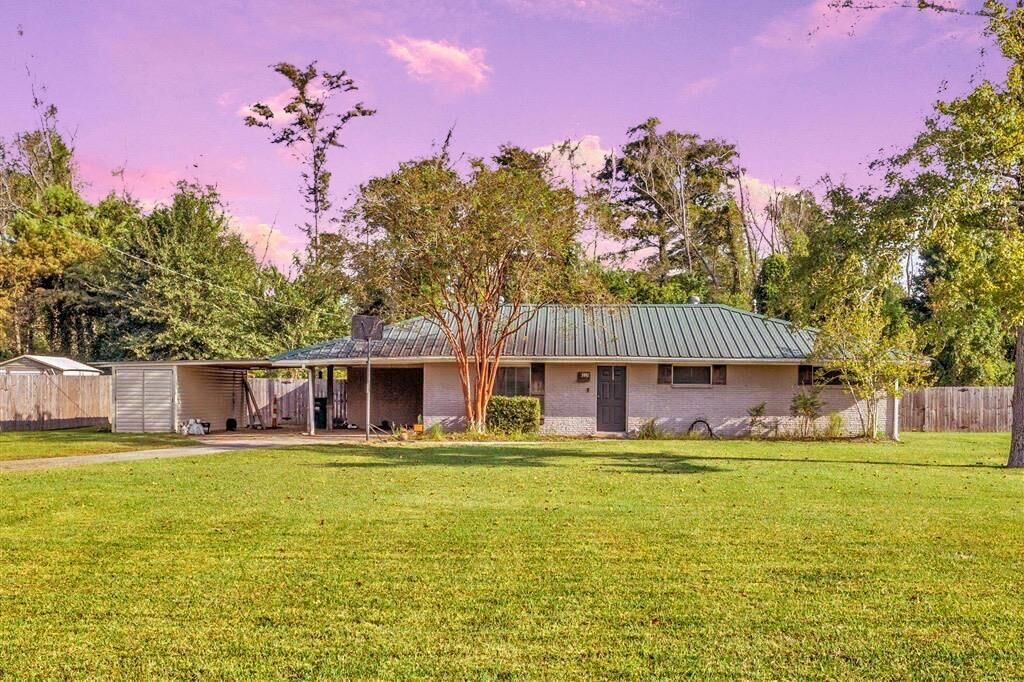 Property Photo:  1492 Becky  LA 70611 