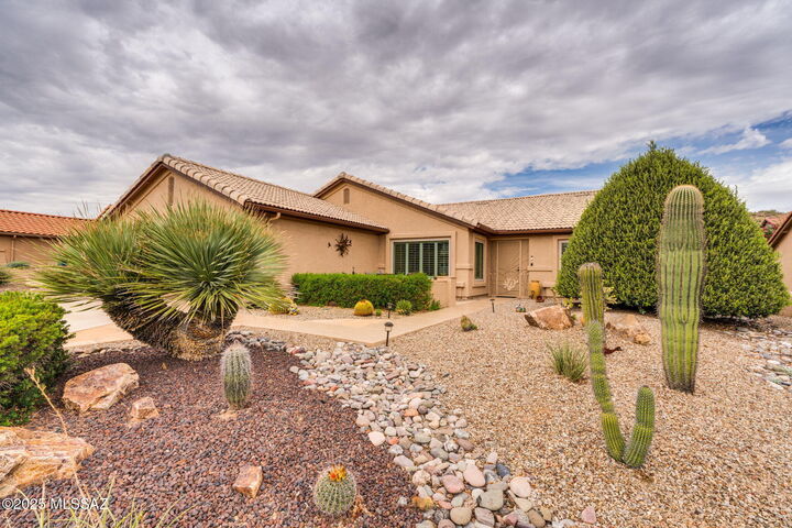 Property Photo: 62284 E Iron Crest Drive AZ 85739