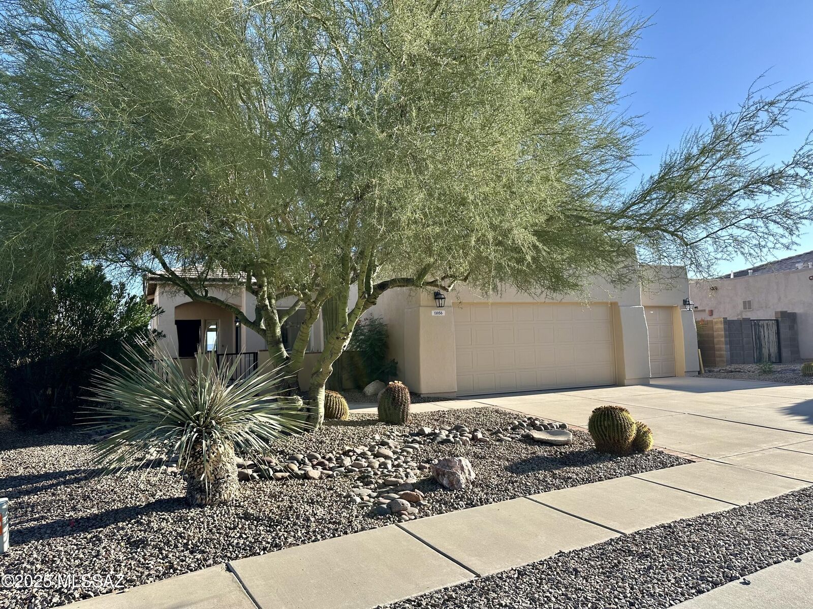 Property Photo:  13056 N Pier Mountain Road  AZ 85658 