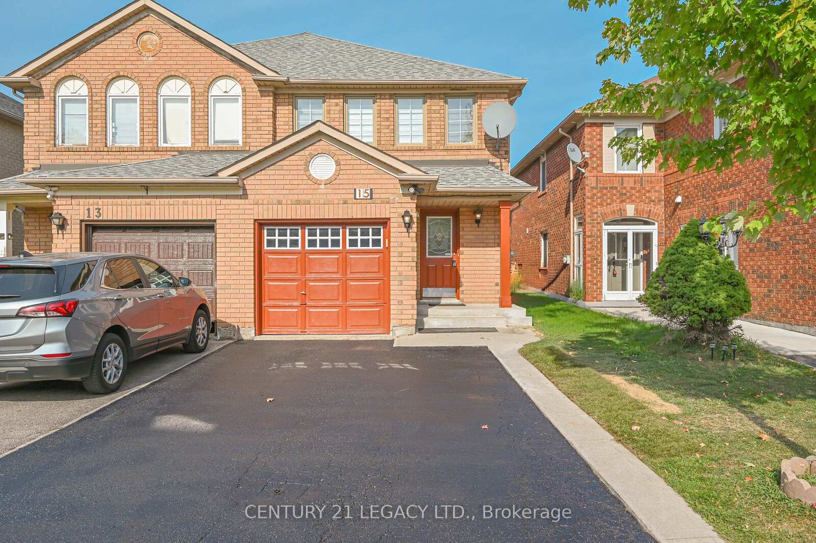 Property Photo:  15 Dusty Star Road  ON L6R 1Y5 