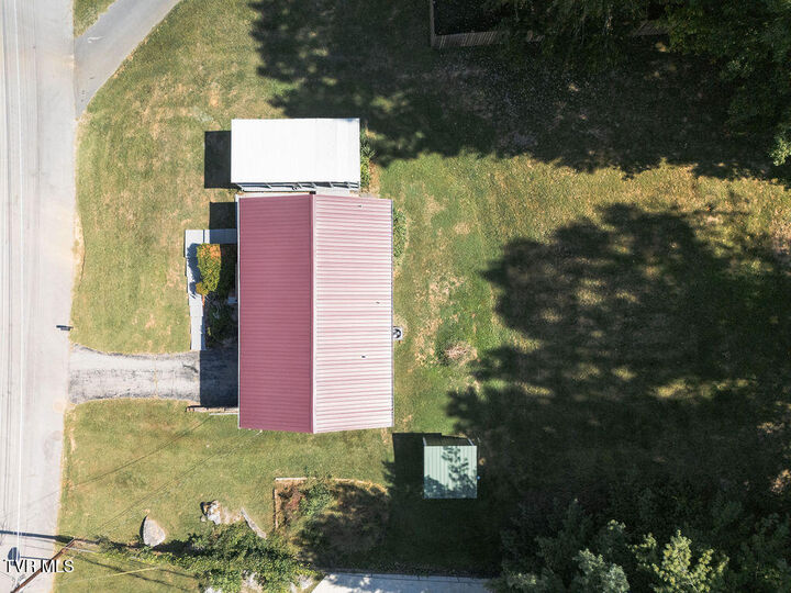 Property Photo: 324 Kings Road TN 37686