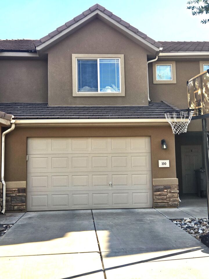 1000 E Bluff View Dr #100  Washington UT 84780 photo
