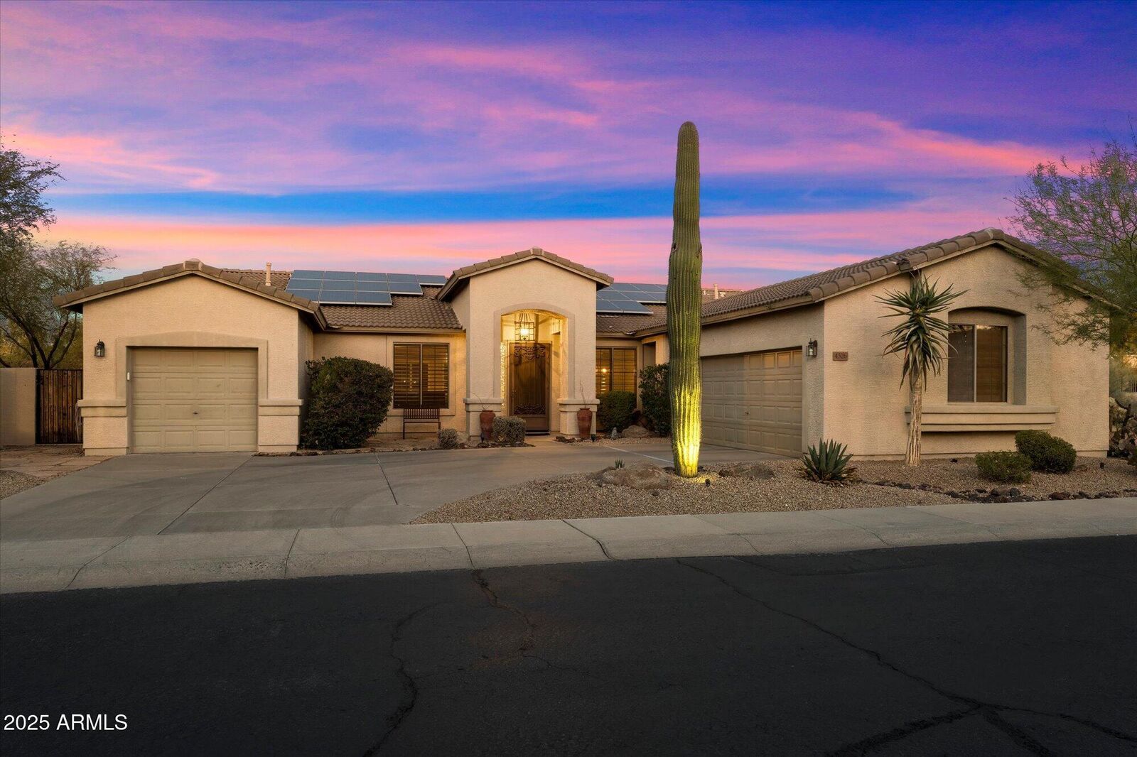 Property Photo: 4326 E Zenith Lane AZ 85331
