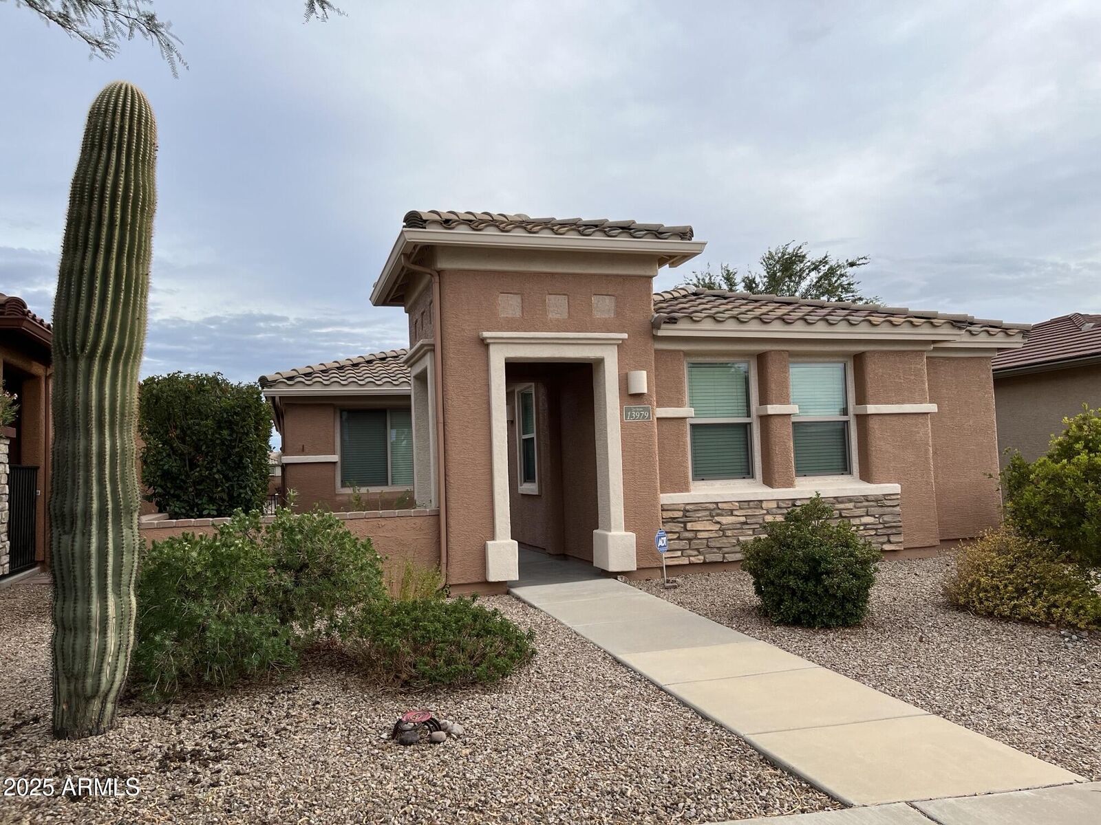 Property Photo: 13979 E Cheavront Loop AZ 85641