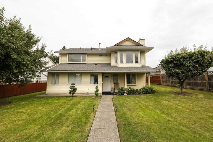 Property Photo: 14115 88th Avenue BC V3W 3L5