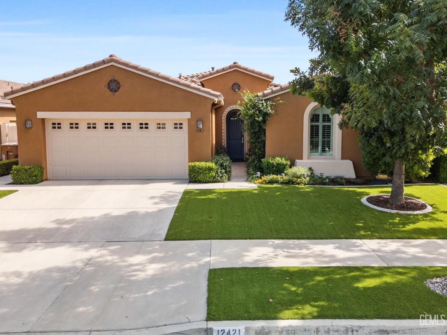 Property Photo:  12421 Abercromby Drive  CA 93312 
