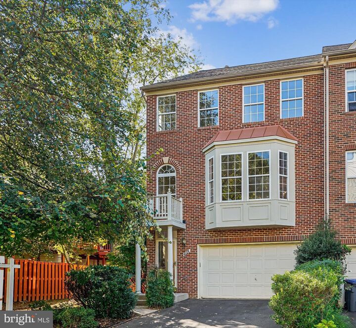 4134 Leclair Court  Fairfax VA 22033 photo