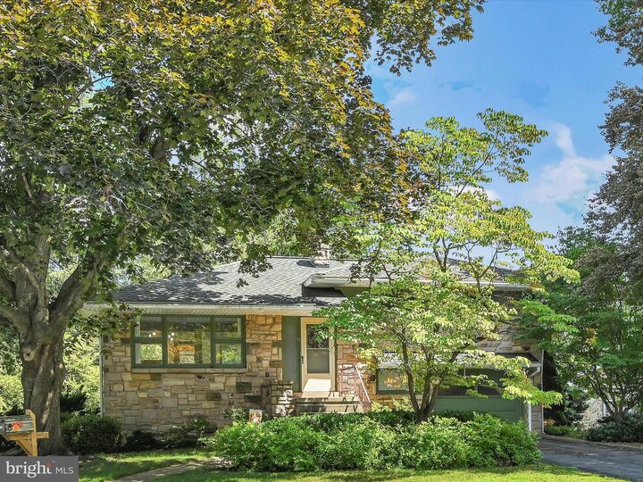 49 Sylvania Road  Hershey PA 17033 photo