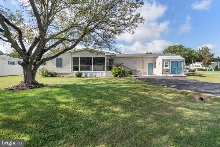 Property Photo:  35638 Highlands Way  DE 19971 